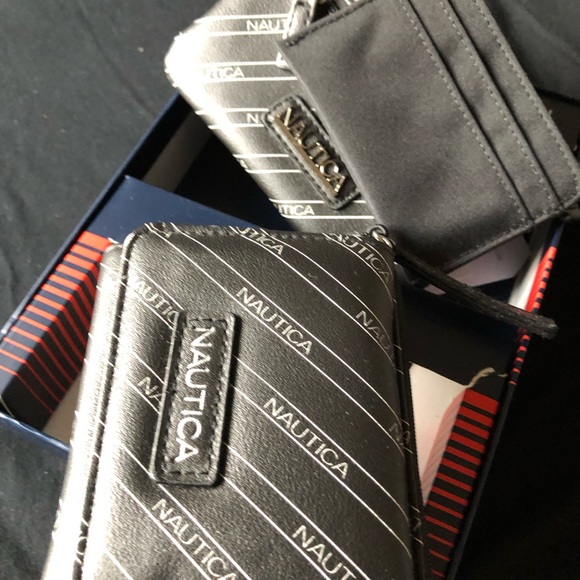 Nautica multifunction and coin purse - Picture 4 of 5